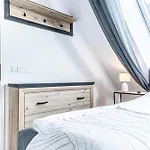 Luxury 2Br And 1Lr Apartment With Balcony - 9 Min To Center